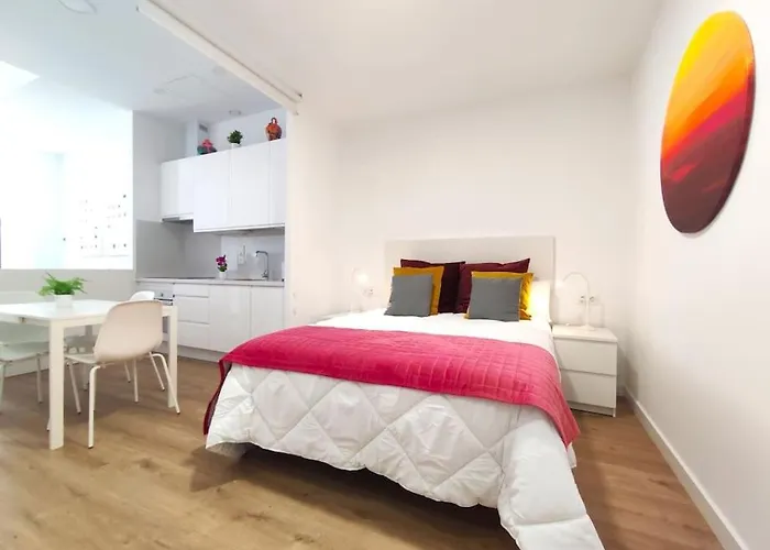 La Casa Del Artista B * Seville